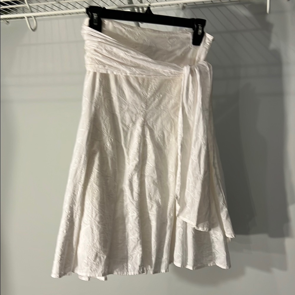 Elegant White A-Line Skirt